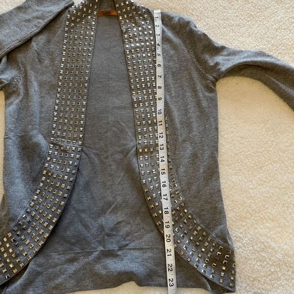 Belldini Heather Gray Knit Open Front Silvertone Stud Trim Sweater Sz S - Picture 9 of 11